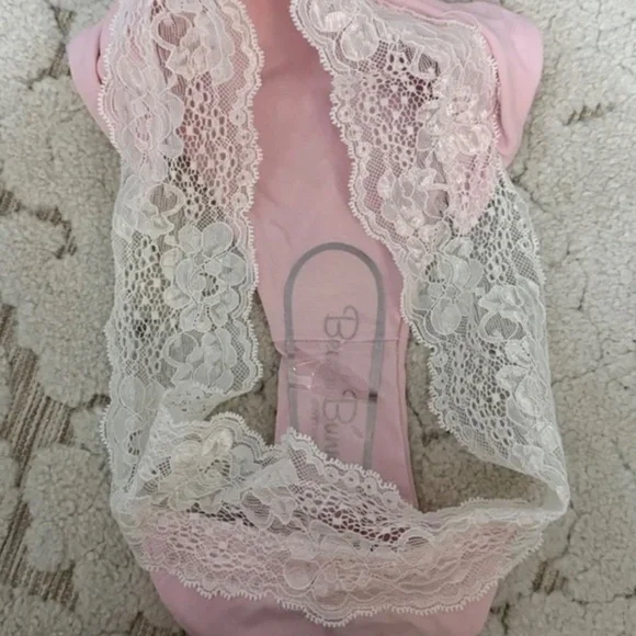Beach bunny lace pink bikini - Picture 2 of 3